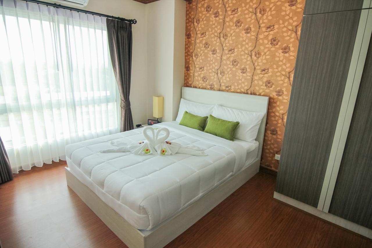 Tada Condotel Buriram Bagian luar foto