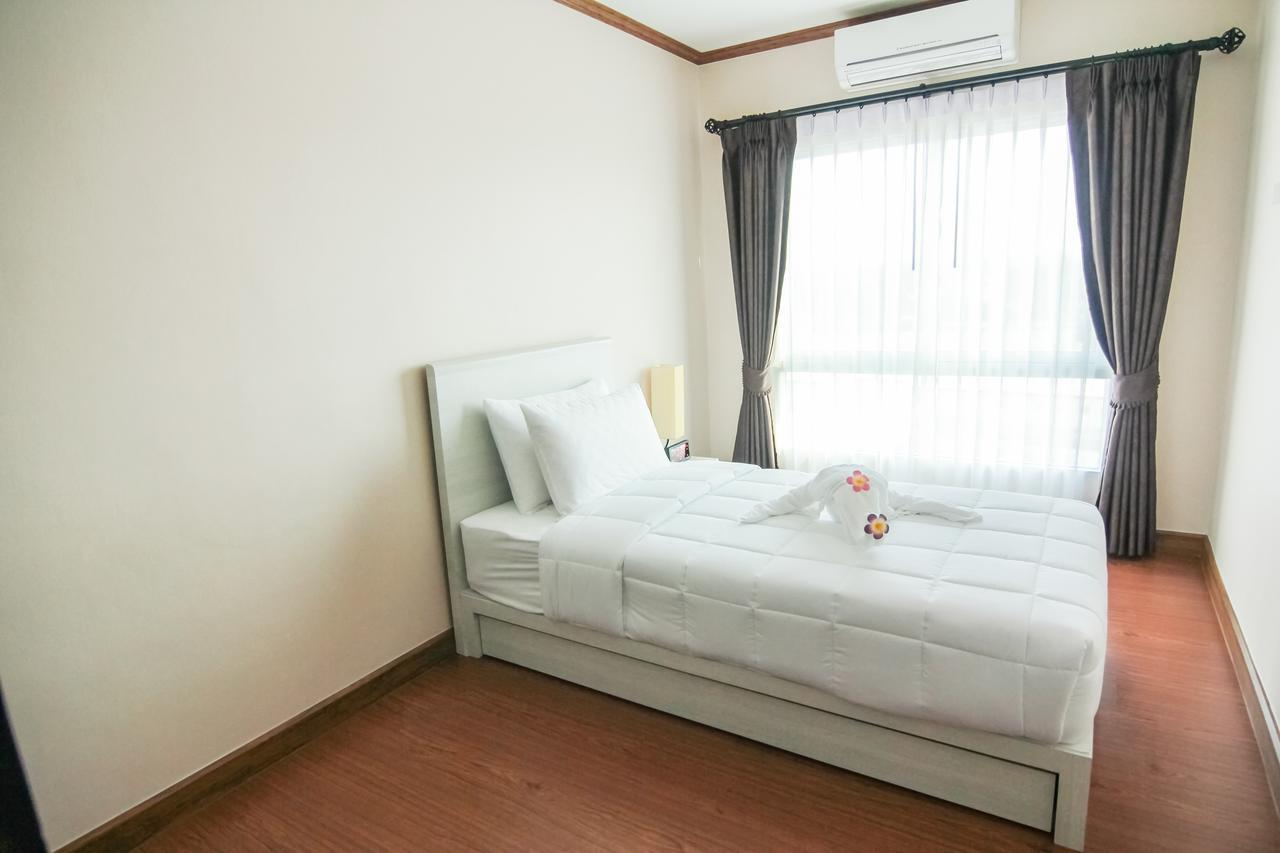 Tada Condotel Buriram Bagian luar foto