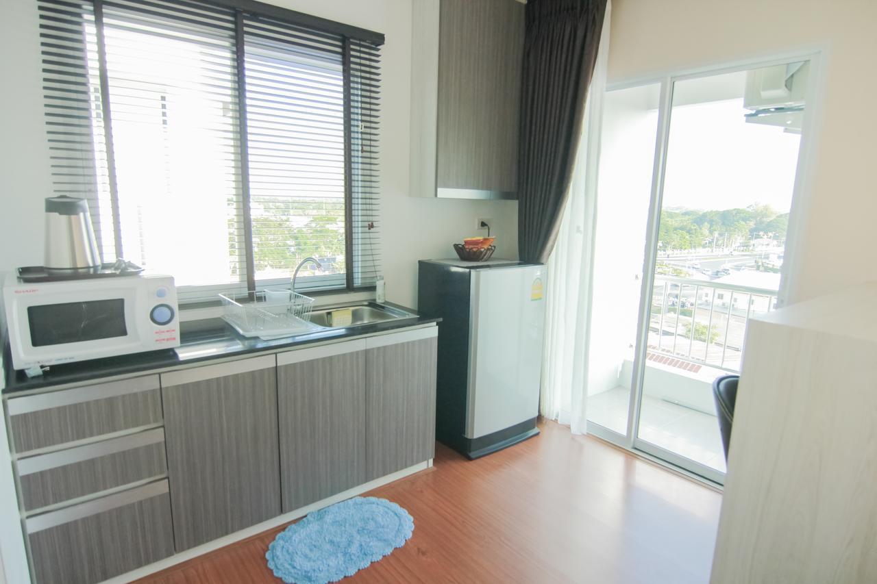 Tada Condotel Buriram Bagian luar foto
