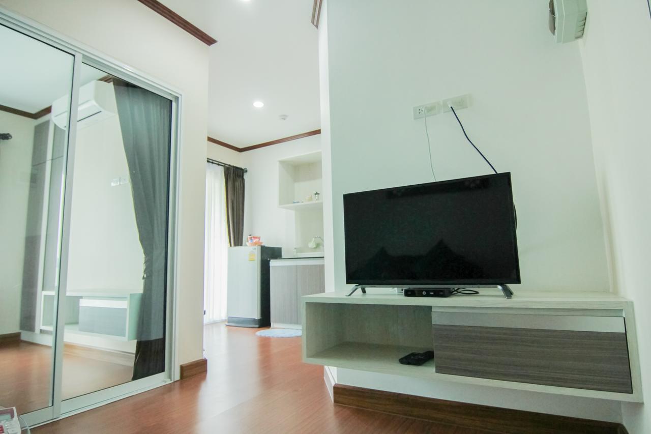 Tada Condotel Buriram Bagian luar foto