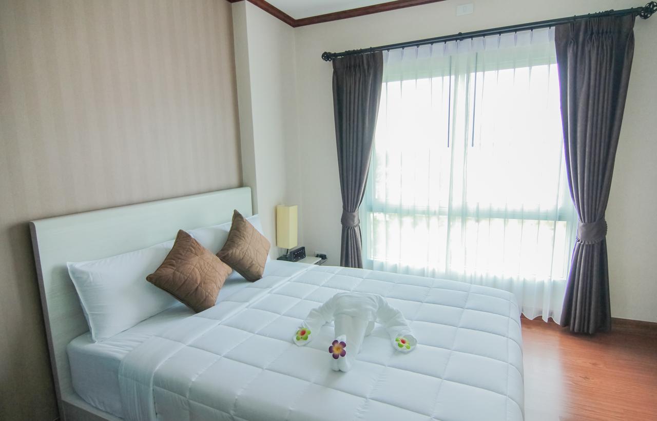 Tada Condotel Buriram Bagian luar foto